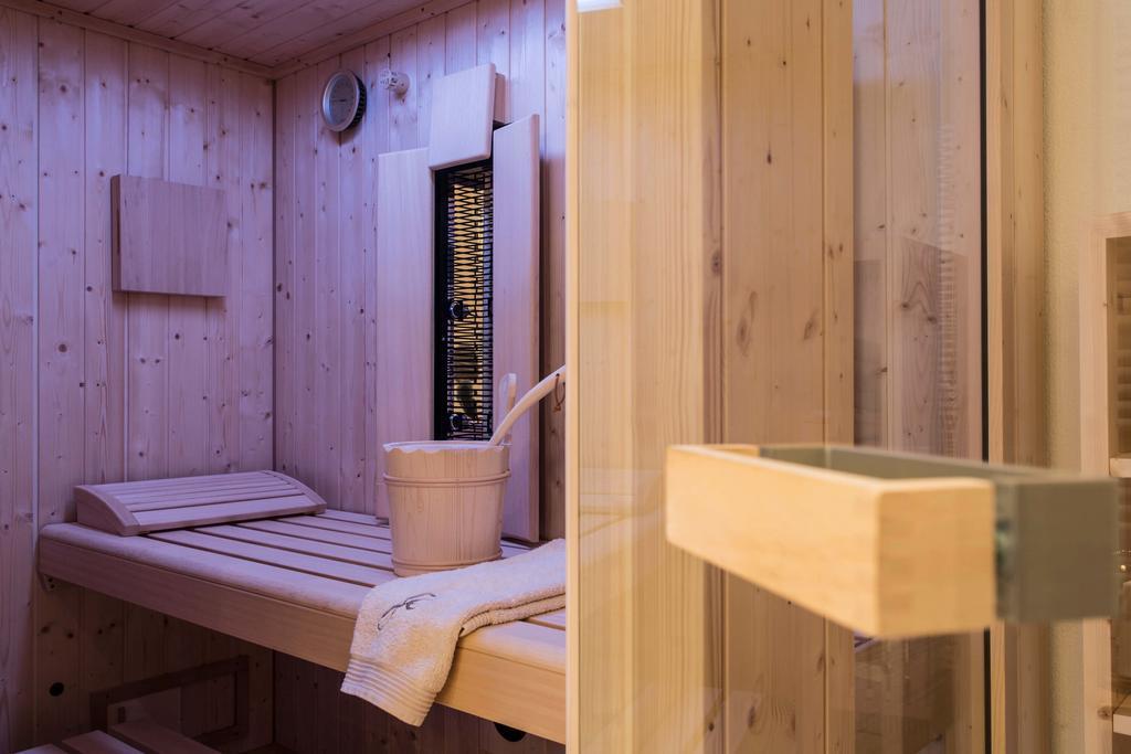 Slow Living Suite - Ferienwohnung Mit Privater Sauna & Garten Fiss Buitenkant foto