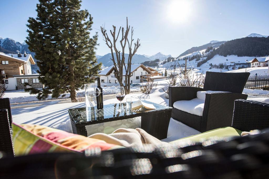 Slow Living Suite - Ferienwohnung Mit Privater Sauna & Garten Fiss Buitenkant foto